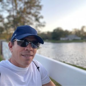 Meet your Posher, Fernando